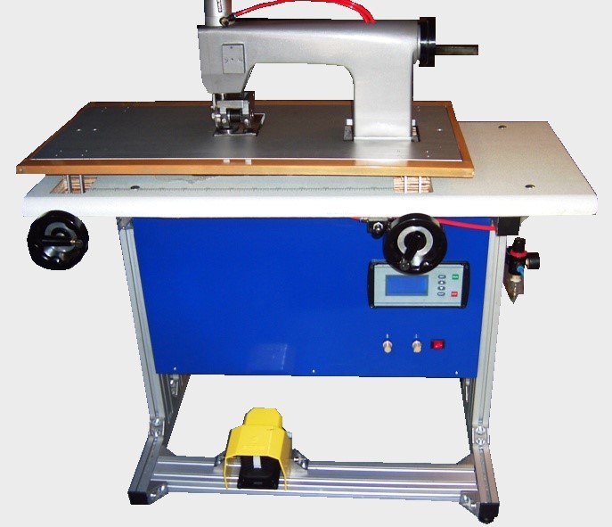 Ultrasonic horizontal sewing machine, 25 KHz